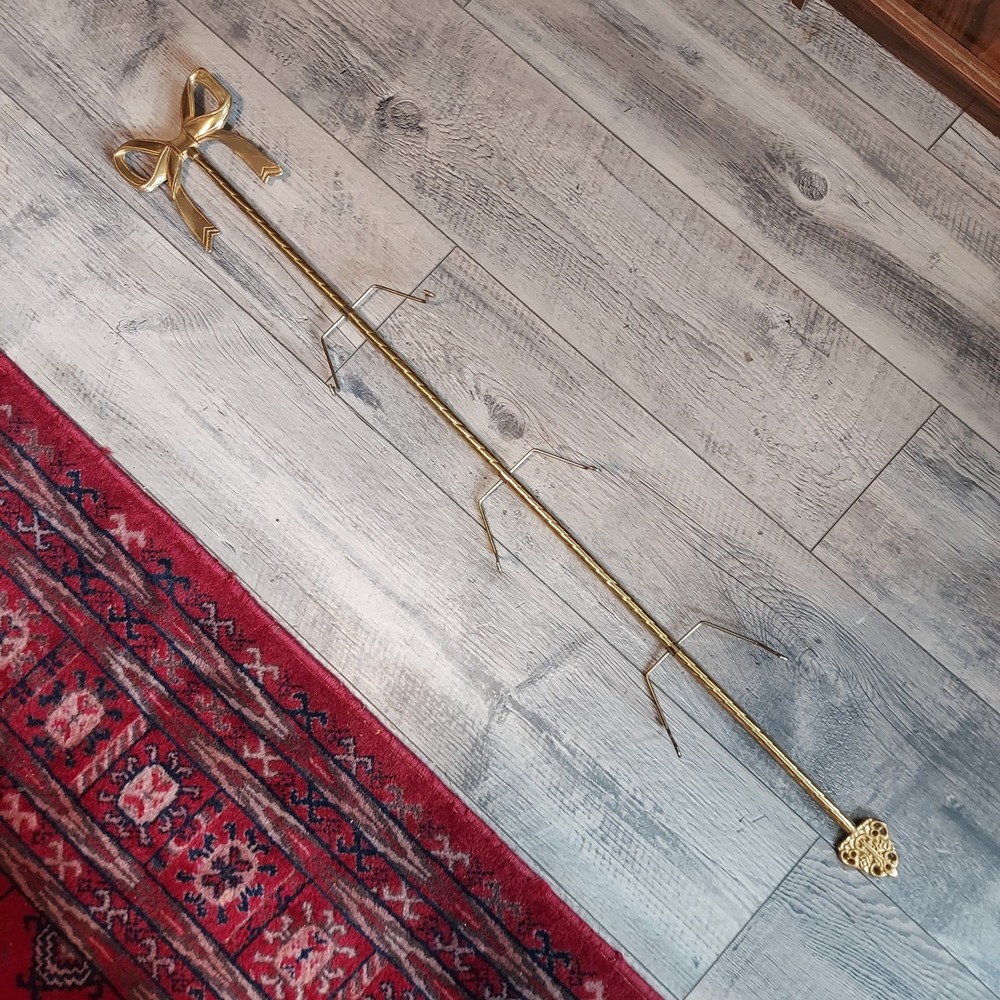 Vintage Brass Bow Wall Mounted Mug Jewelry Rack Gold Metal 43" 6 Hook Organizer